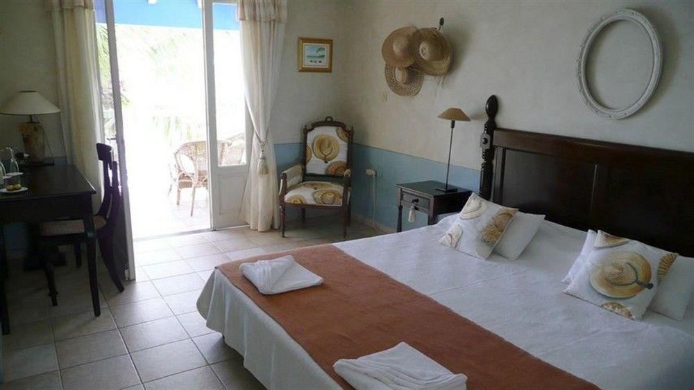 Hotel Amaudo Saint-Francois  Dış mekan fotoğraf